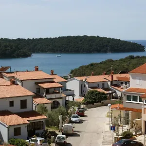 Cezar Appartamento Vinkuran